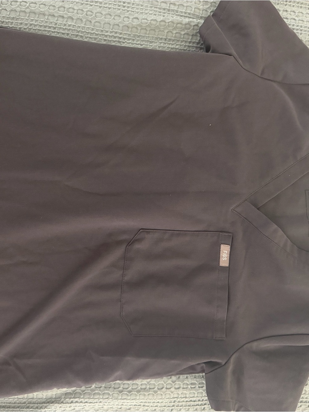 Figs Women's V-Neck Scrub Top in Pewter Gray